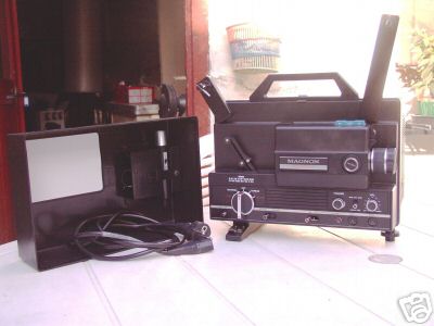 MagnonSD800Projector.JPG