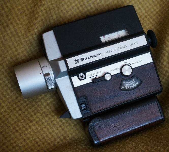 File:Bell & Howell Autoload 309.jpeg